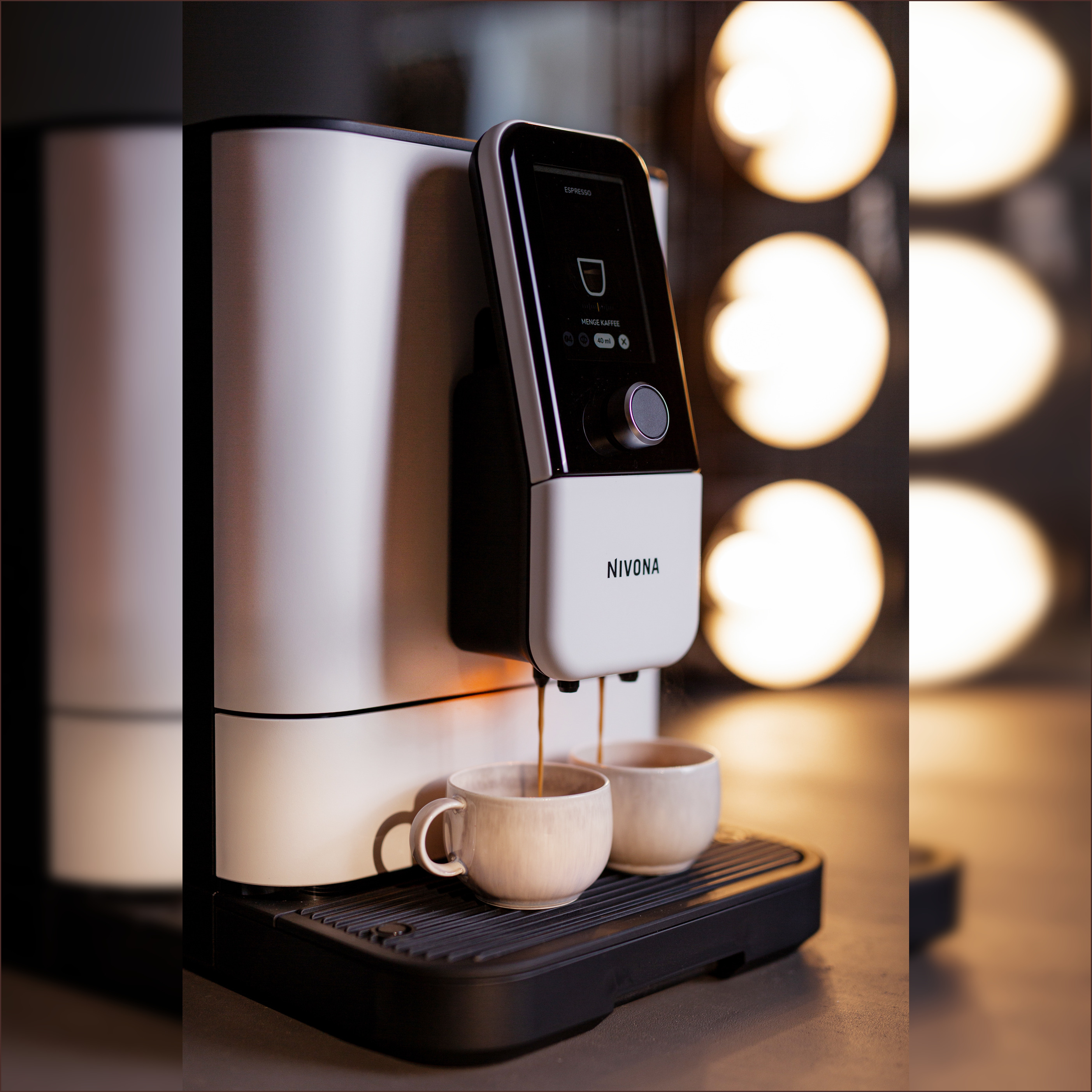 38 - 2025 12 NICR 8000 white studio web-218154